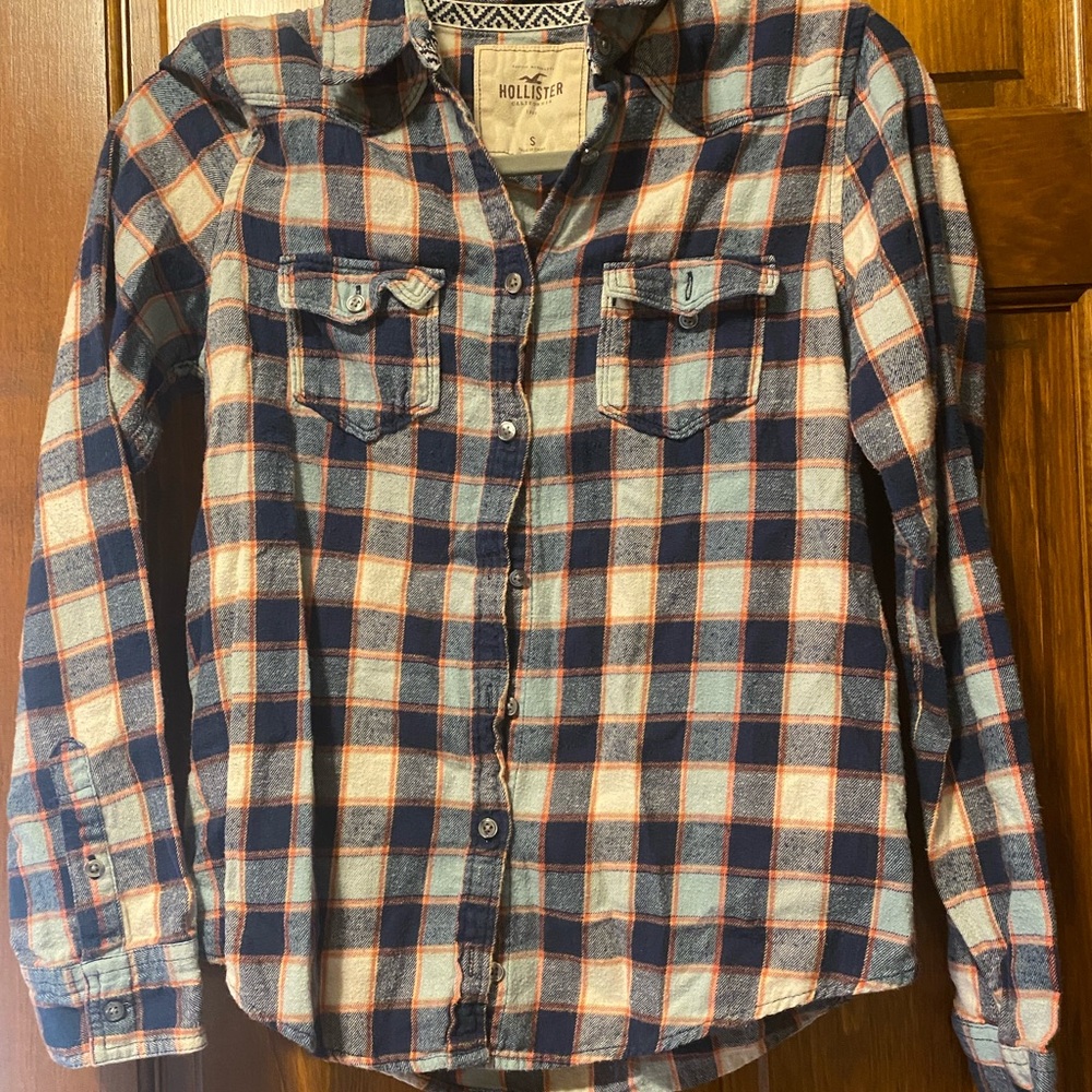Hollister plaid long sleeve shirt - small